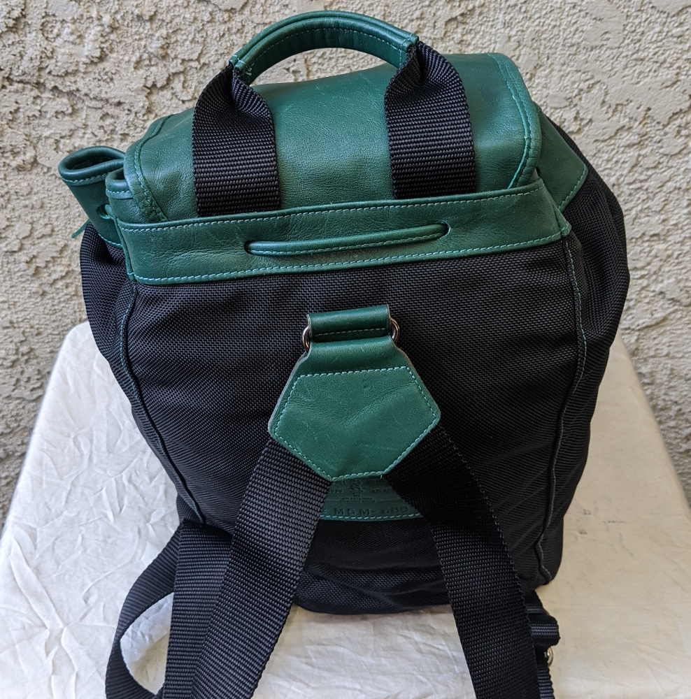 RARE Coach Drawstring Backpack - Picture 10 of 12